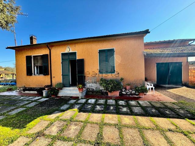 Casa in vendita a Principina Terra, Monte Argentario