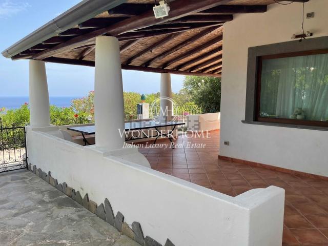 Casa in vendita a Capistello, Panarea