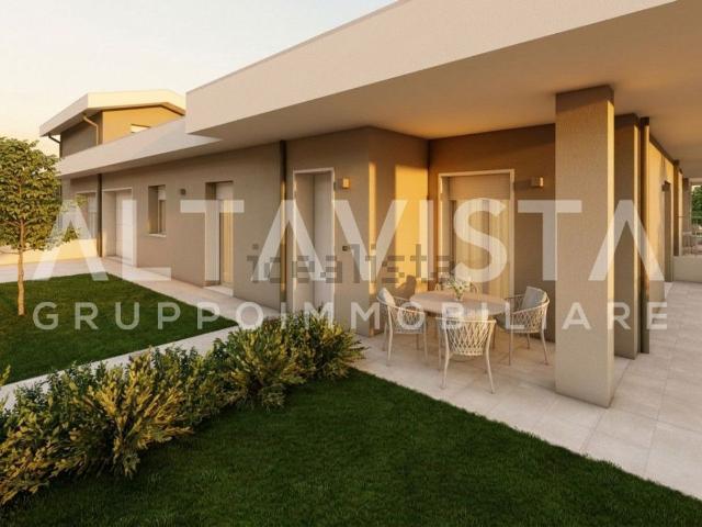 Casa in vendita a Lonato del Garda, Brescia