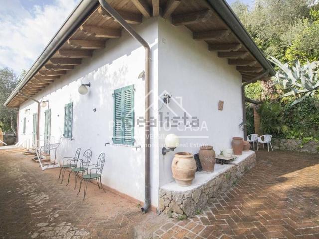 Casa in vendita a Capriglia, Pietrasanta