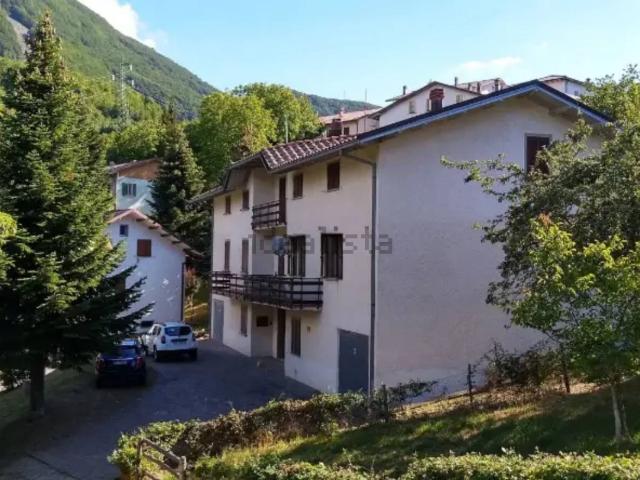 Casa in vendita a Appennino Reggiano, Re