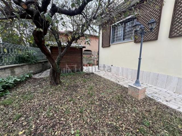 Casa in vendita a Borgo Falconieri, Roma Capitale