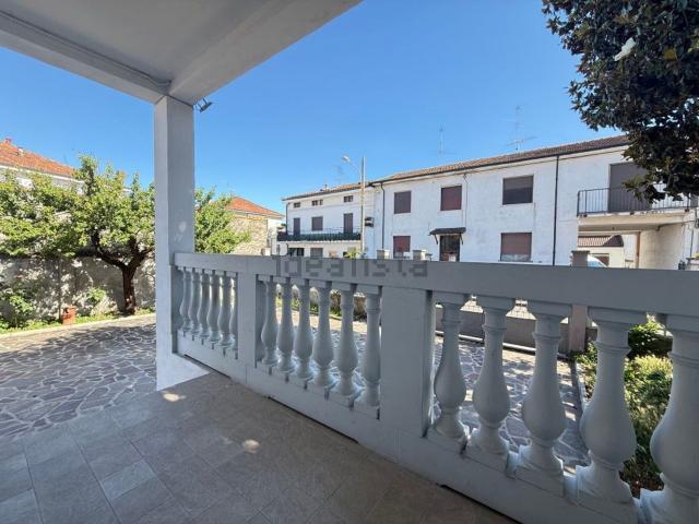 Casa in vendita a Zelo Buon Persico, Lombardia