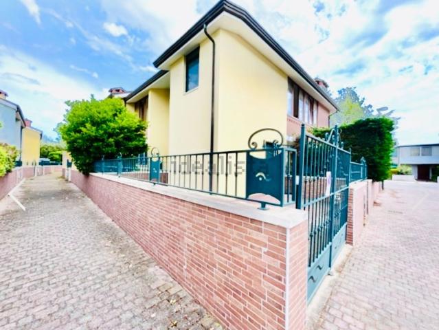 Casa in vendita a Comacchio, Reggio Emilia