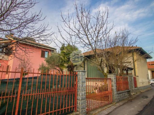 Casa in vendita a Santa Maria Rossa, Garbagnate Milanese