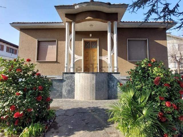 Casa in vendita a Piccolini, Vigevano