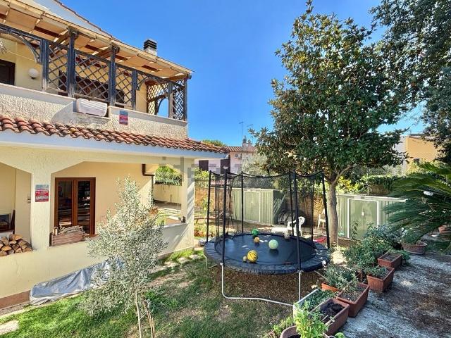 Casa in vendita a Valcanneto, Cerveteri