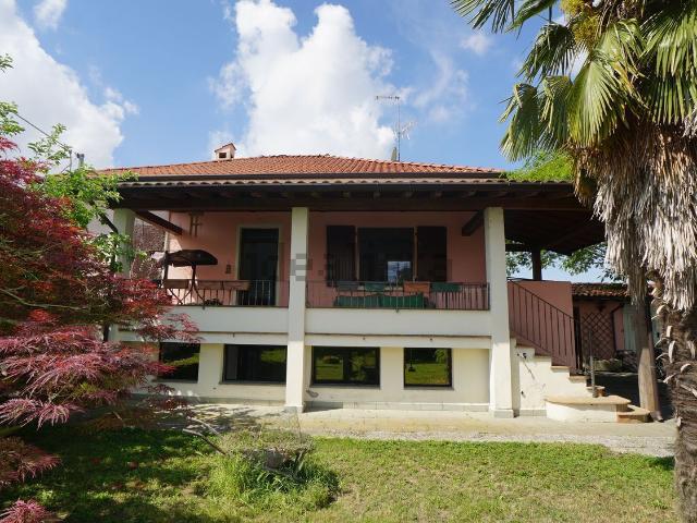 Casa in vendita a Cassolnovo, Pavia
