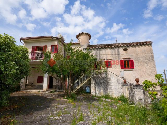 Casa in vendita a Capaccio, Campania
