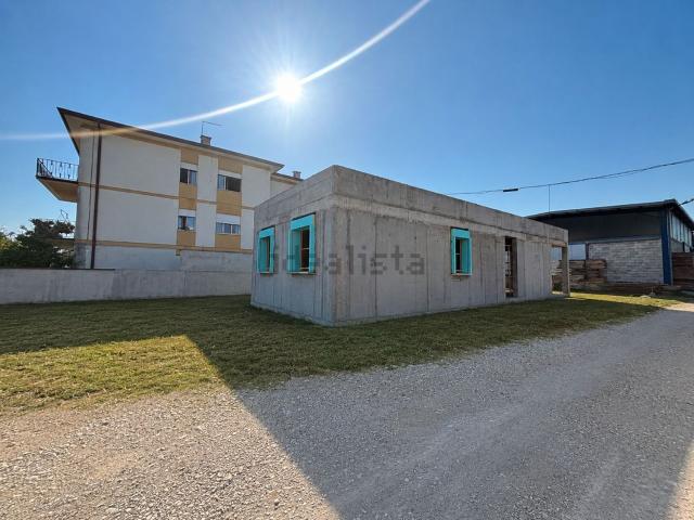 Casa in vendita a Rossano Veneto, Vicenza