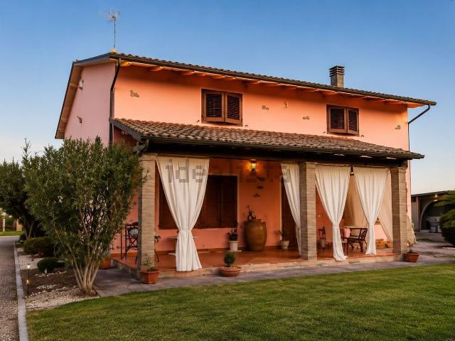 Casa in vendita a Unione dei comuni della Bassa Romagna, Conselice