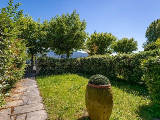 Casa in vendita a Roma Imperiale, Forte Dei Marmi