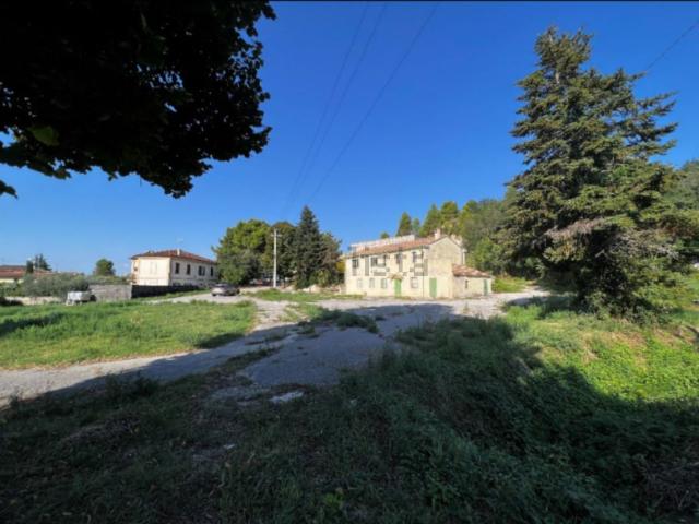 Casa in vendita a Cuccurano, Fano