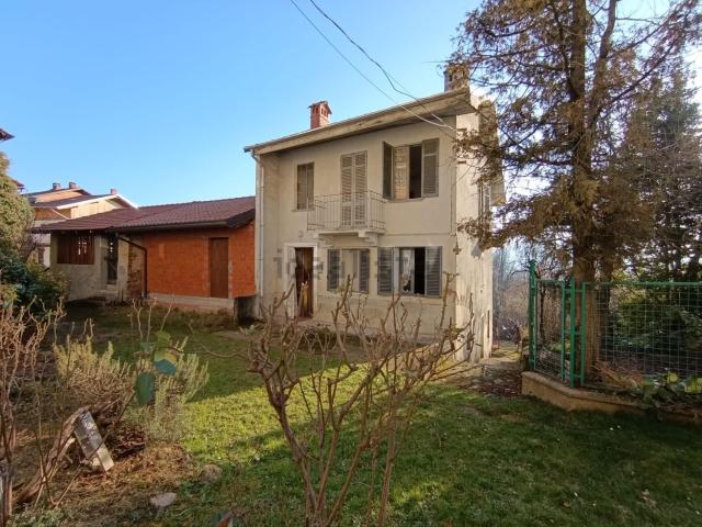 Casa in vendita a Valdilana, Piemonte