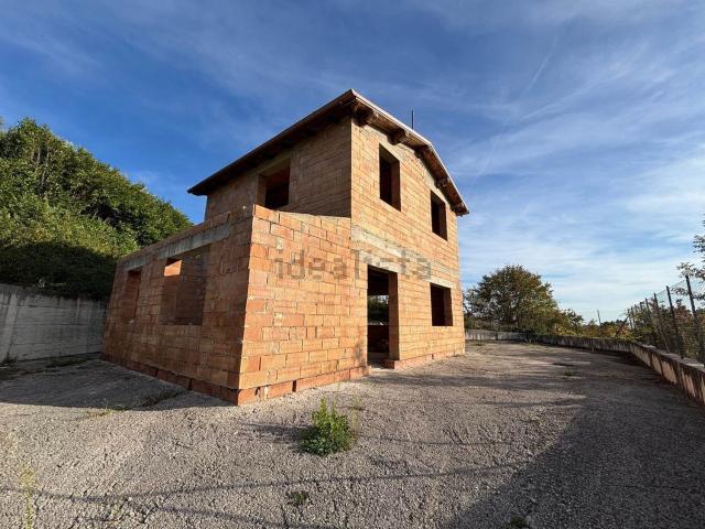 Casa in vendita a Torricella Sabina, Lazio