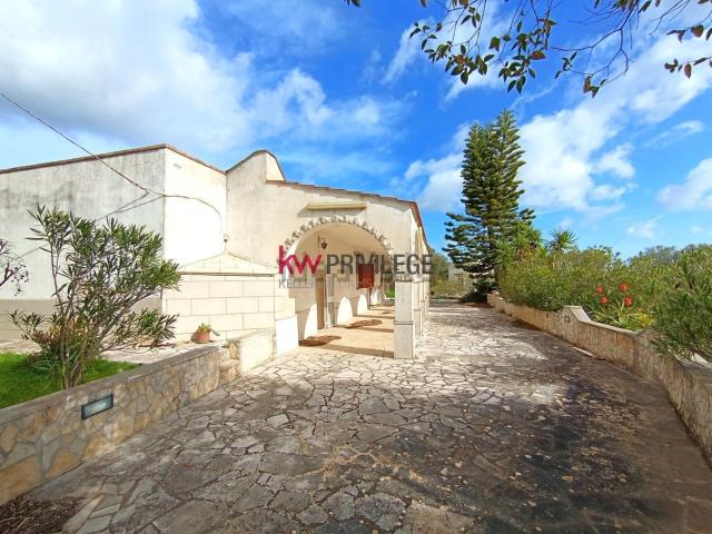 Casa in vendita a Puglia, Brindisi