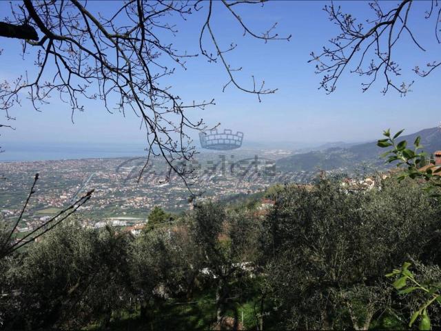 Casa in vendita a Tonfano, Toscana