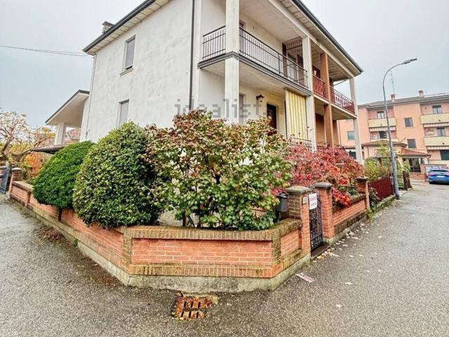 Casa in vendita a Caorso, Reggio Emilia