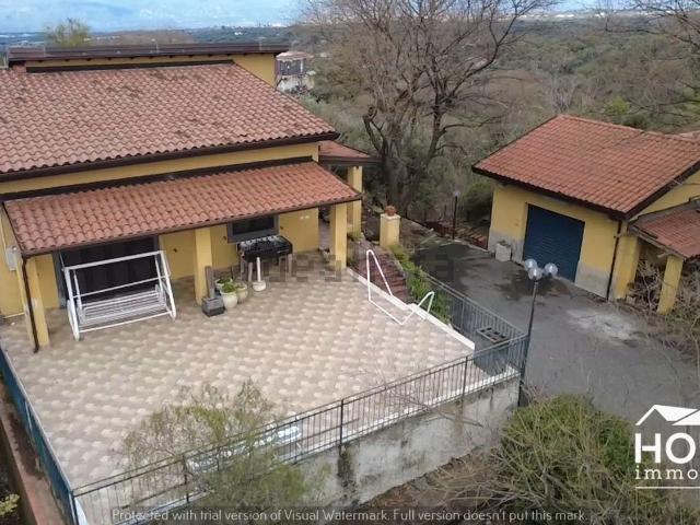 Casa in vendita a Ragalna, Sicilia