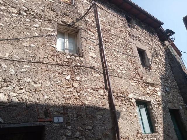 Casa in vendita a Piglio, Lazio