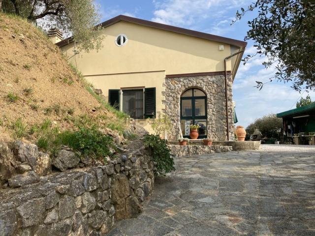 Casa in vendita a Molino del Piano, Castelnuovo Magra