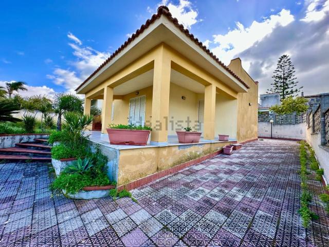 Casa in vendita a Balestrate, Sicilia