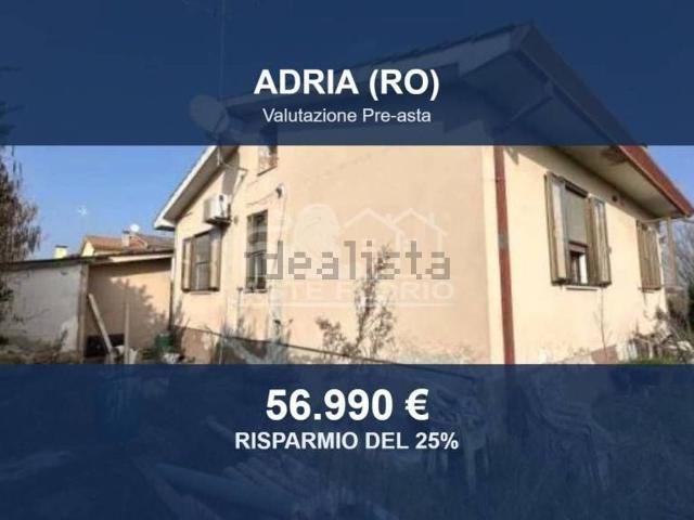 Casa in vendita a Adria, Veneto