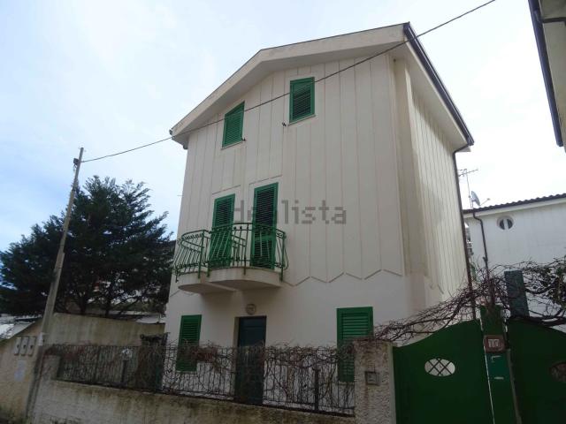 Casa in vendita a Calabria, Catanzaro