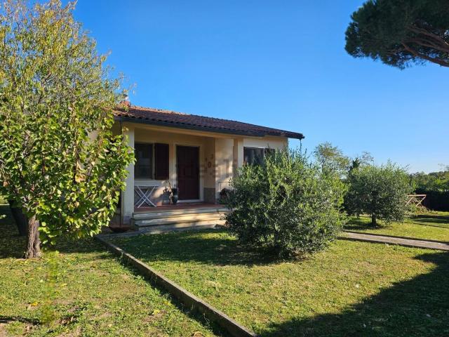Casa in vendita a Crespina Lorenzana, Lorenzana