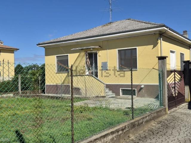 Casa in vendita a Bornate, Galliate