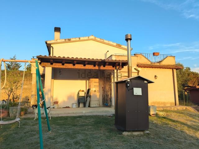 Casa in vendita a Fara Sabina, Lazio