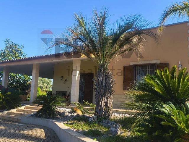Casa in vendita a Casello Cavuzzi, Puglia