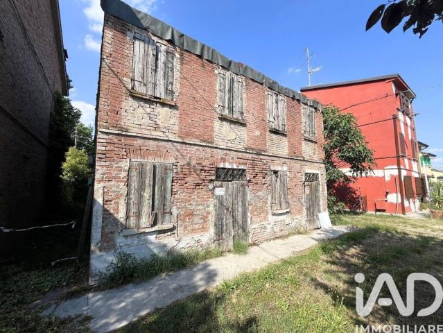 Casa in vendita a Rovereto sulla Secchia, Novi di Modena