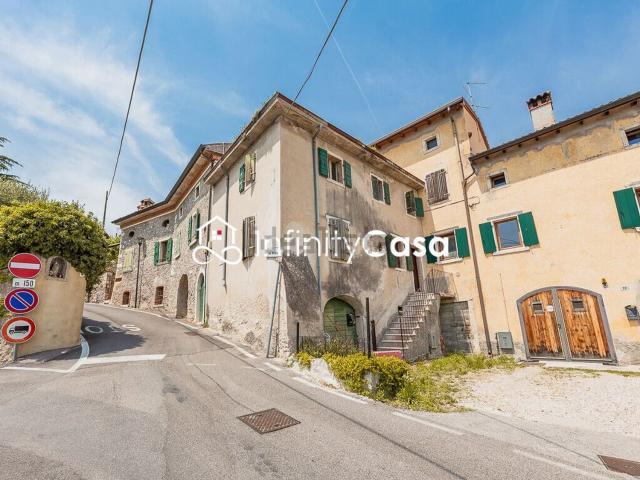 Casa in vendita a Cavaion Veronese, Veneto