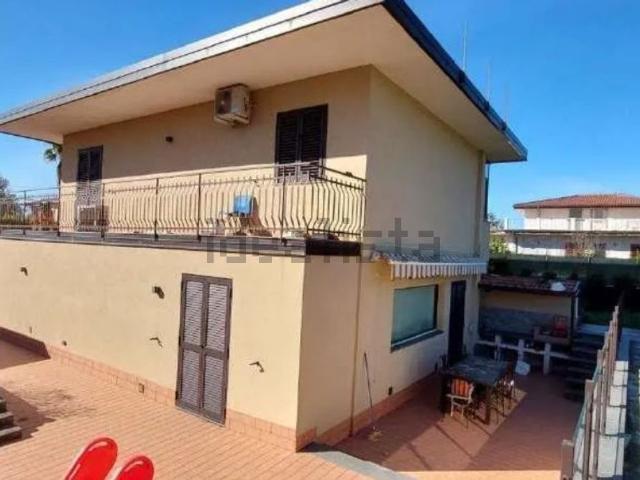 Casa in vendita a Aci Bonaccorsi, Sicilia