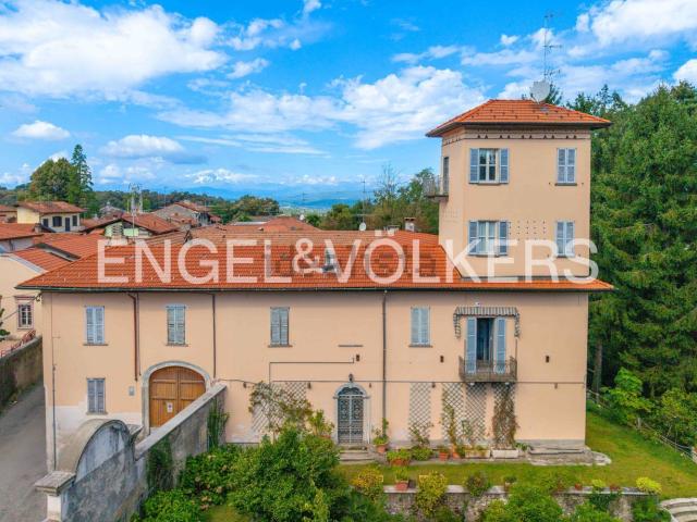 Casa in vendita a Golasecca, Lombardia