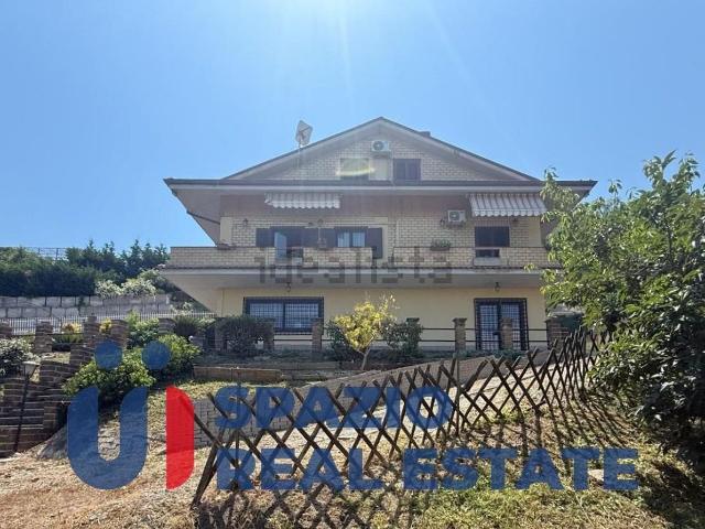 Casa in vendita a Chieti, Abruzzo