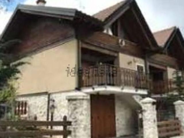 Casa in vendita a Ovindoli, Abruzzo