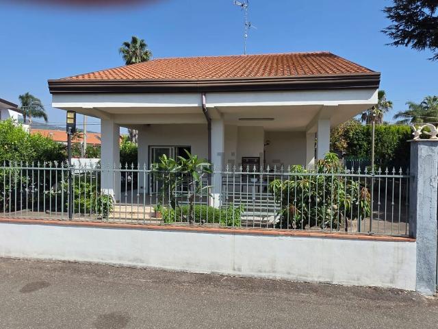 Casa in vendita a Mascali, Sicilia