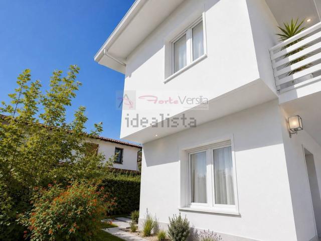 Casa in vendita a Vittoria Apuana, Forte dei Marmi