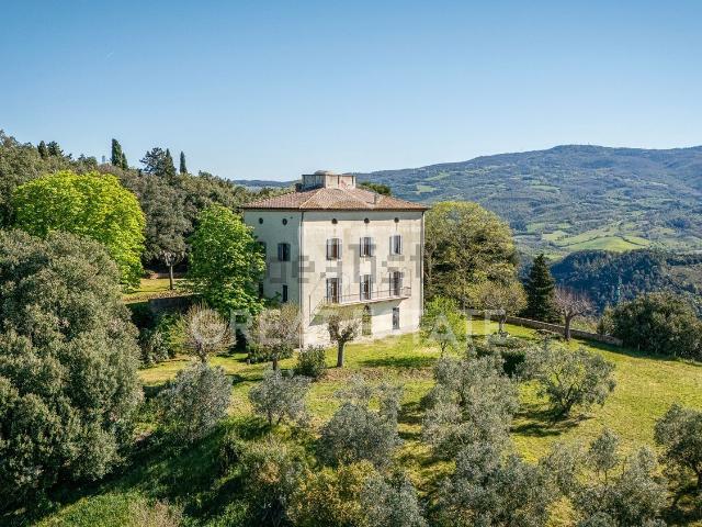 Casa in vendita a Larderello, Toscana