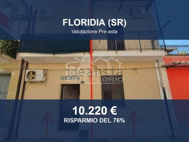 Casa in vendita a Floridia, Siracusa