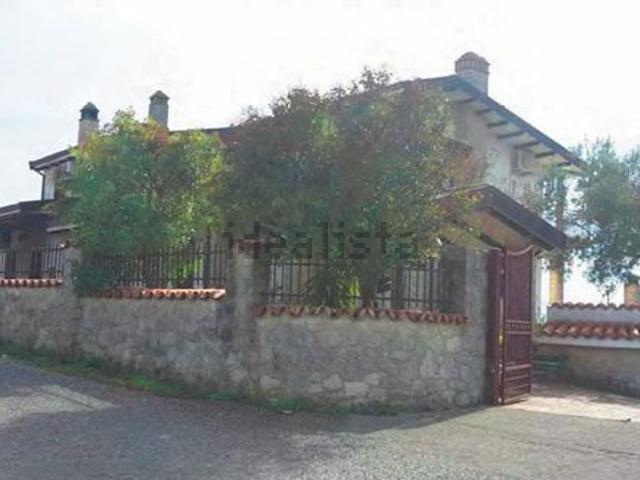 Casa in vendita a Calabria, Cosenza