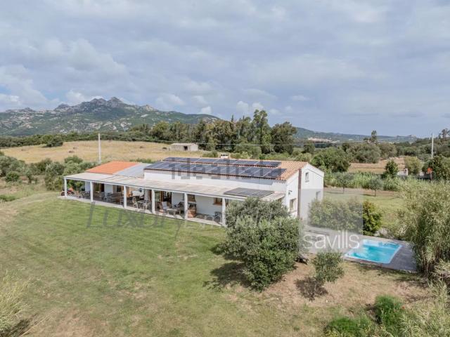 Casa in vendita a Alzachèna/Arzachena, Arzachena