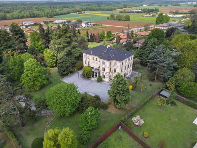 Casa in vendita a Limido Comasco, Lombardia