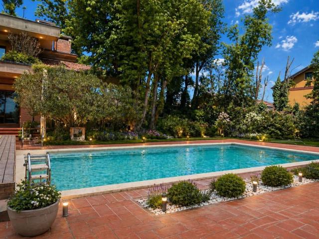 Casa in vendita a Mediglia, Lombardia