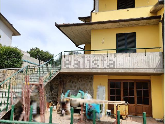Casa in vendita a Loro Ciuffenna, Toscana
