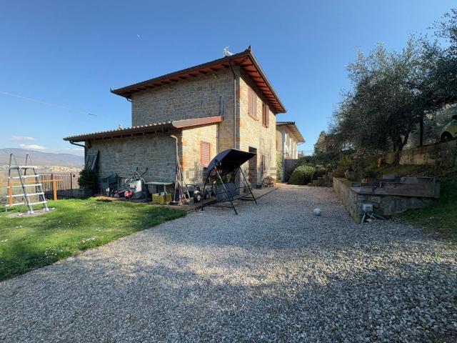 Casa in vendita a Tuoro Sul Trasimeno, Umbria