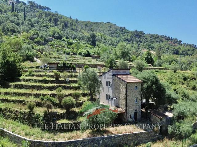 Casa in vendita a Madonna della Neve, Vallebona