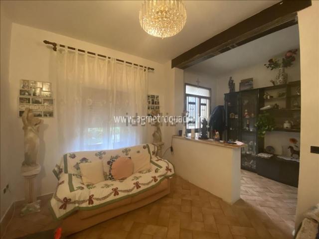 Casa in vendita a Chiusi Città, Toscana